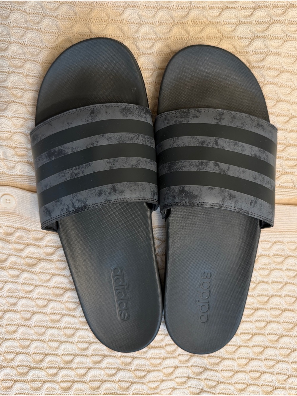 Adidas Men's Adilette Cf Ultra Mono Slipper Black & Grey